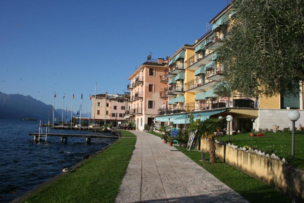Hotel Nettuno Brenzone sul Garda Exterior foto