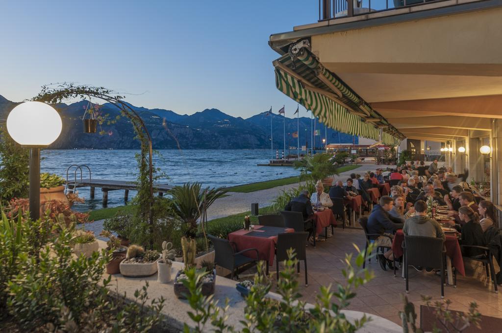 Hotel Nettuno Brenzone sul Garda Exterior foto