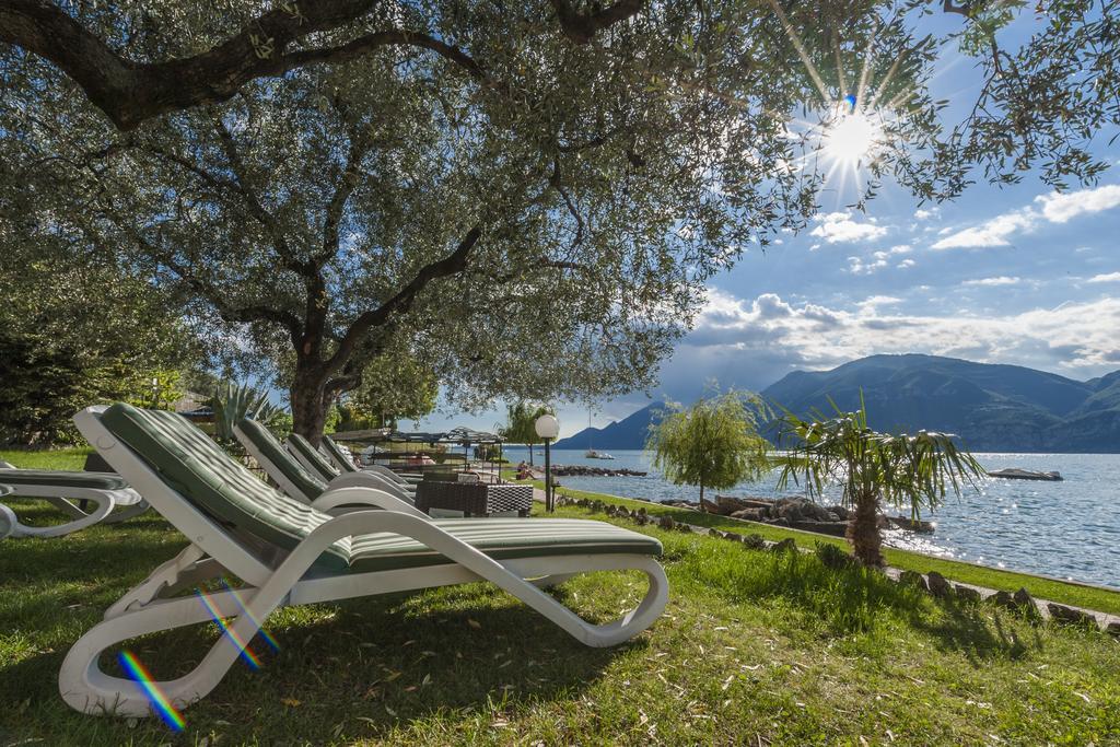 Hotel Nettuno Brenzone sul Garda Exterior foto